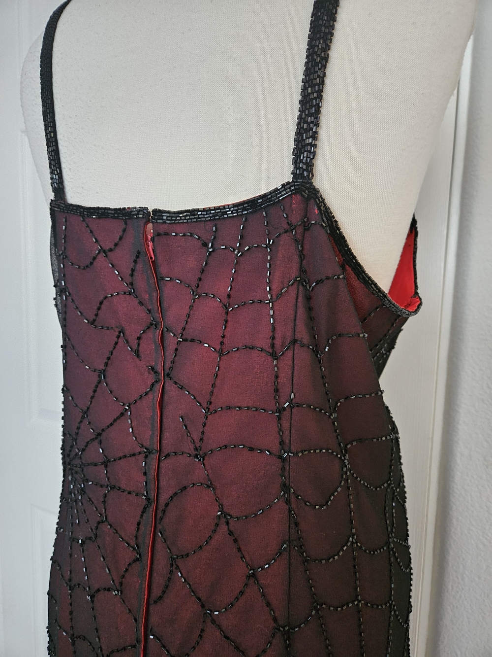 Vintage Black and Red Beaded Spiderweb Gown Size L XL Spider Web Cobweb Dress - Picture 5 of 9